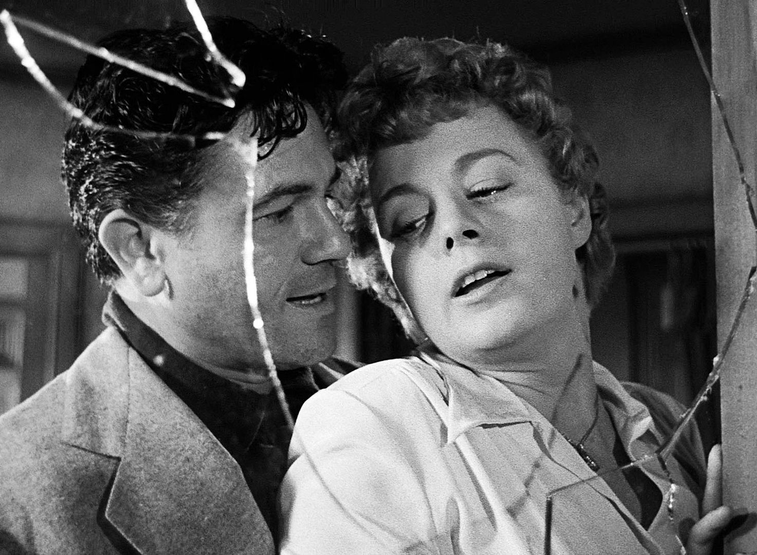 Dailiesclassics presents: He Ran All The Way (1951) & Housewarming (2024) – the first home invasion thriller?