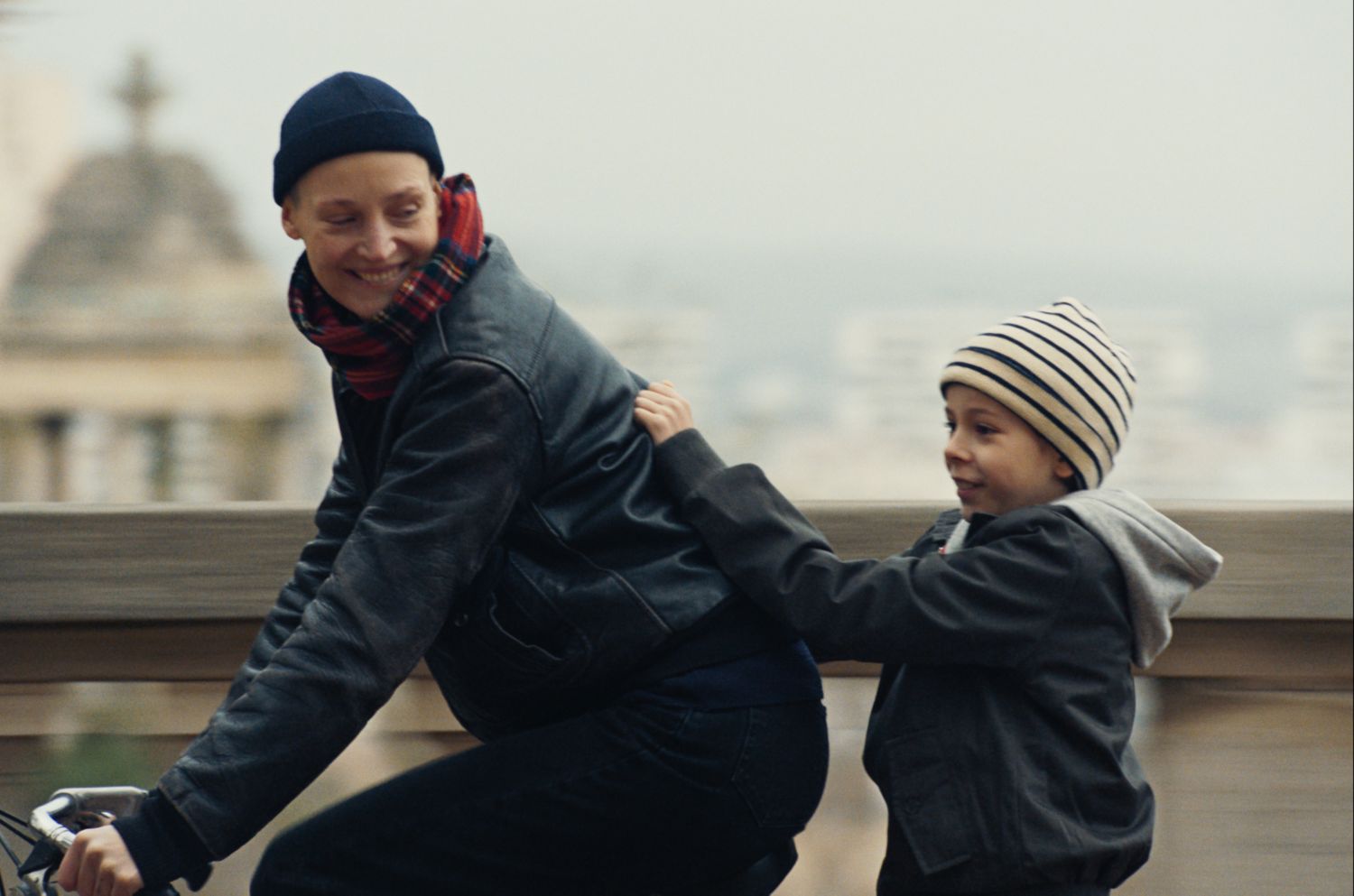 LFF: Love Me Tender (2025) – Vicki Krieps is magnetic in adaptation of Constance Debré’s scandalous novel about a woman’s fight for custody