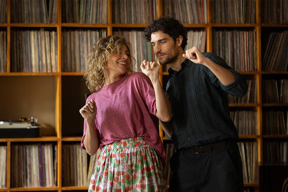LFF 2026: Succederà questa notte (It Will Happen Tonight) – Louis Garrel is electric in this moving yet simplistic drama-romance